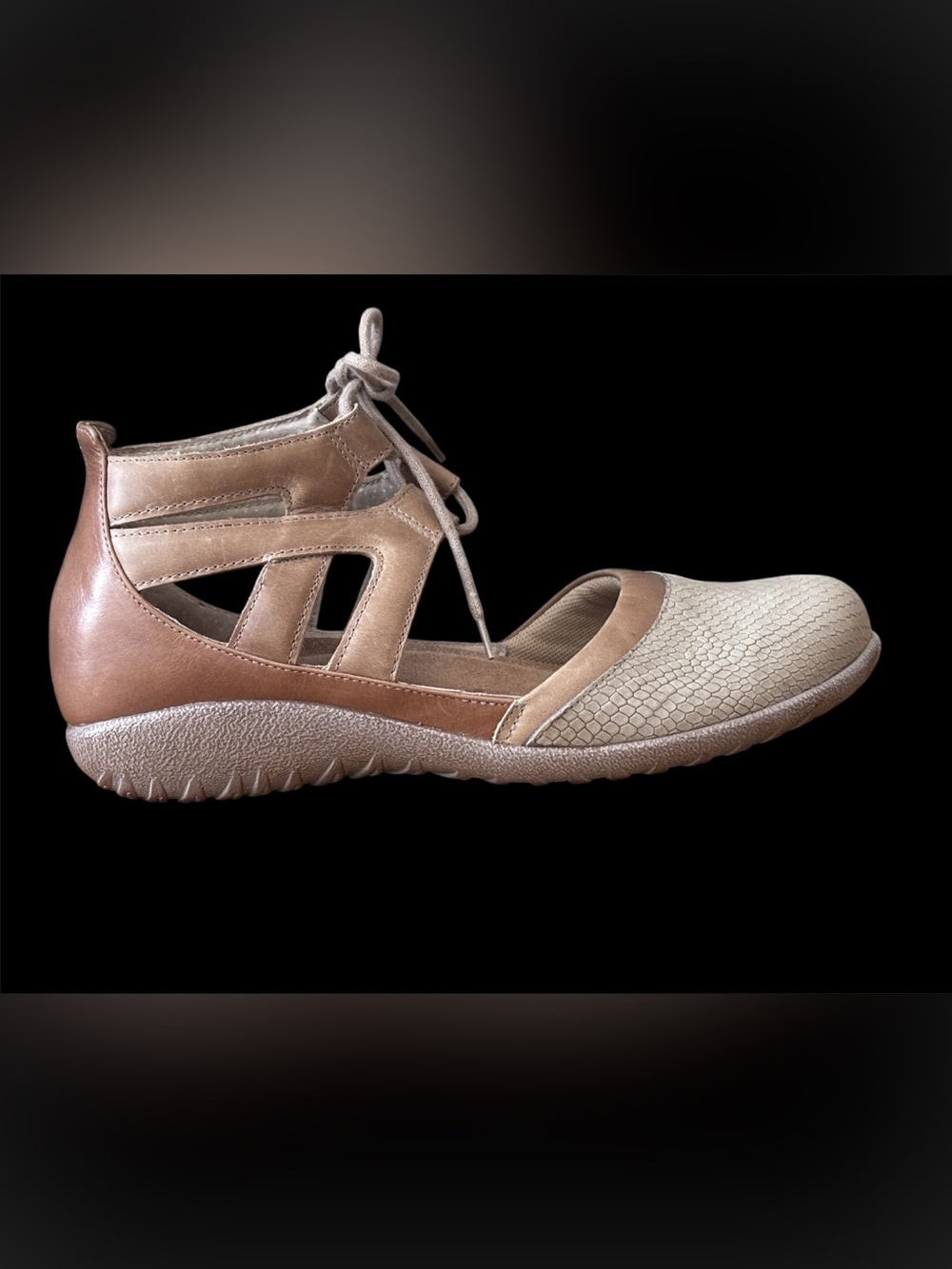 NAOT Kata From Koru Collection Lace Up Shoes Beige 9